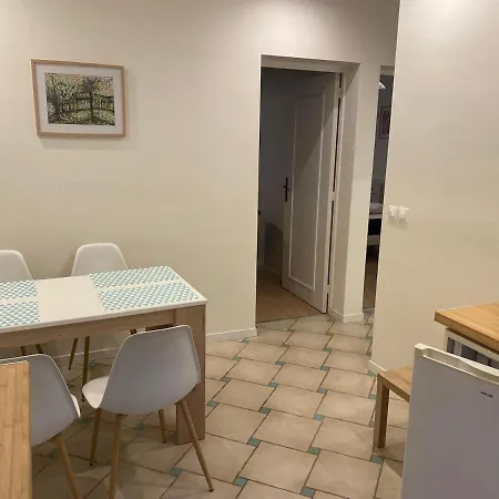 Cosy Ancient Fosse 1 아파트